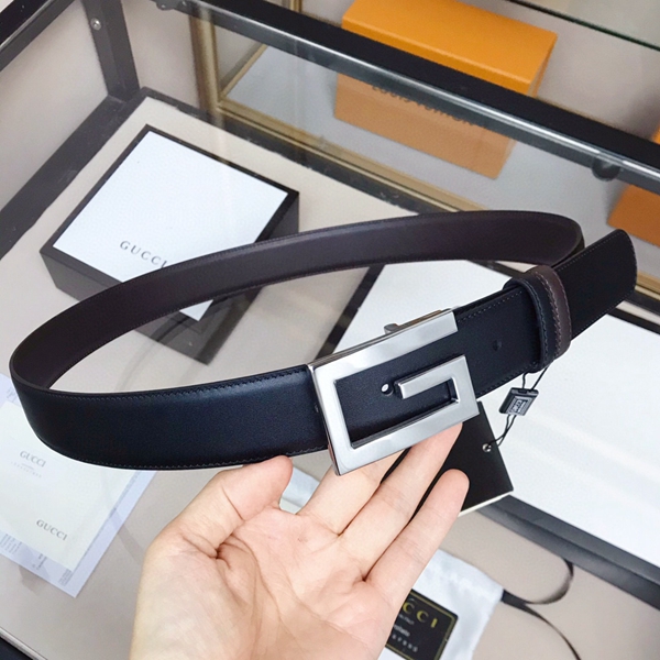 スーパーコピーグッチベルト背面デザイン